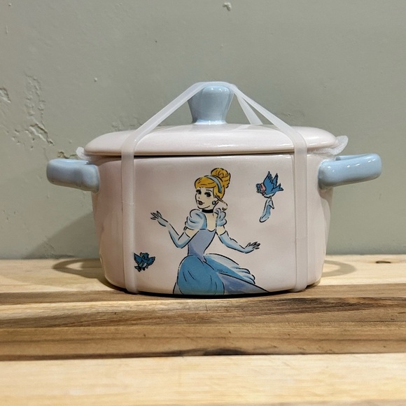 Rae Dunn Other - Rae Dunn Disney Princess dish featuring Cinderella. Gorgeous design. Lid. NEW!